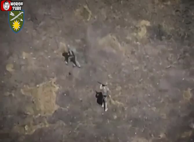 Video: A Russian soldier uses his submachine pistol to repel a Ukrainian drone!